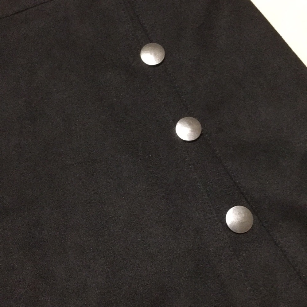 Faux suede mini skirt - Picture 5 of 5
